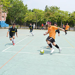 100/8/21足球比賽